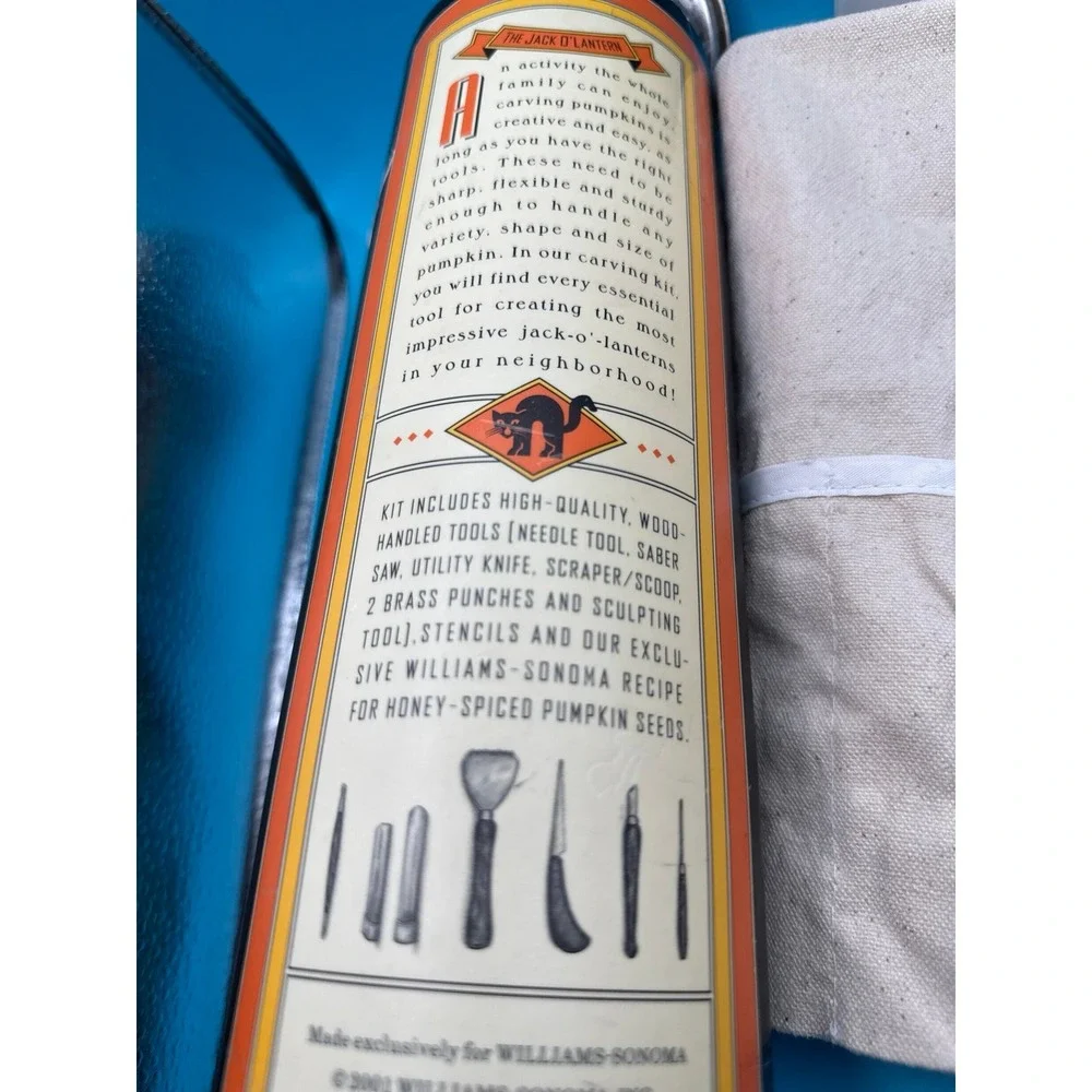 Williams-Sonoma‎ Halloween pumpkin carving kit jack-o'-lantern tools templates